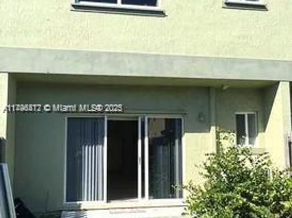 20441 NW 15th Ave 8, Miami Gardens FL 33169