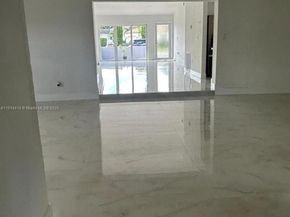 20199 NW 35th Ave, Miami Gardens FL 33056