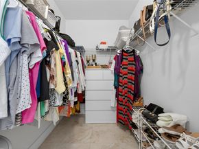 1033 NE 35th Ave, Homestead FL 33033
