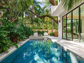 2805 Freeman St, Miami FL 33133