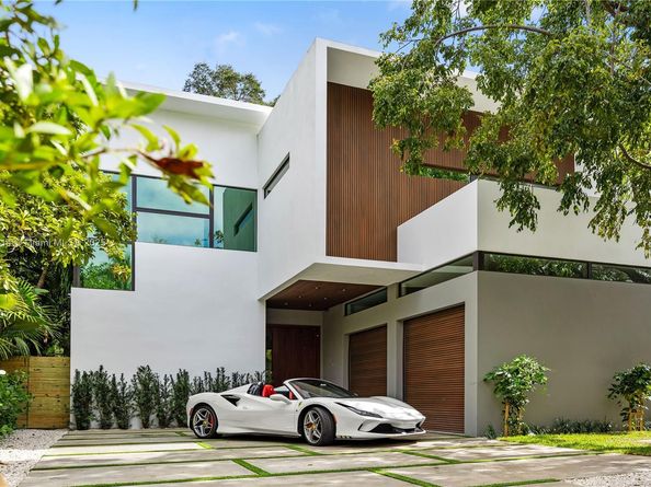 2805 Freeman St, Miami FL 33133