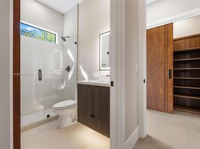 2805 Freeman St, Miami FL 33133
