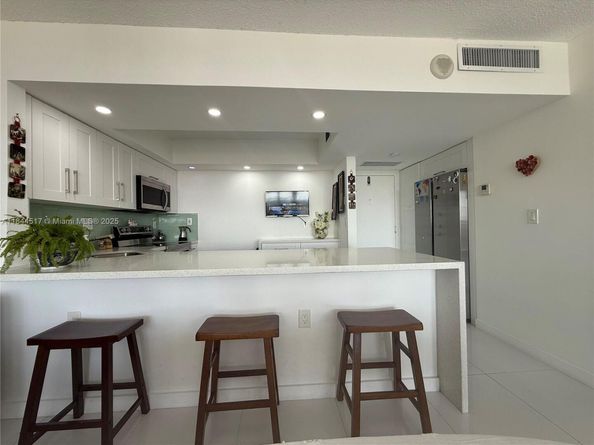 2150 Sans Souci Blvd A1207, North Miami FL 33181