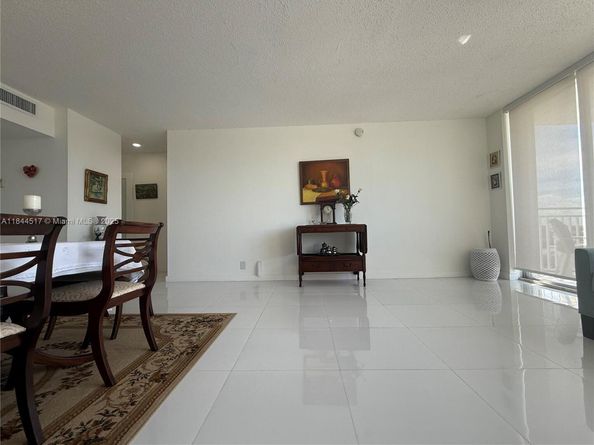 2150 Sans Souci Blvd A1207, North Miami FL 33181