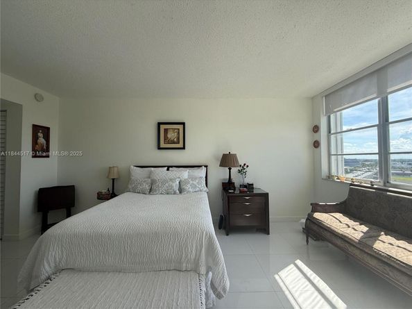 2150 Sans Souci Blvd A1207, North Miami FL 33181