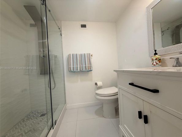 2150 Sans Souci Blvd A1207, North Miami FL 33181