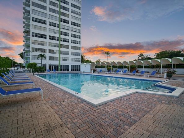 2150 Sans Souci Blvd A1207, North Miami FL 33181