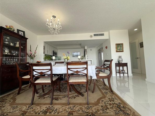 2150 Sans Souci Blvd A1207, North Miami FL 33181