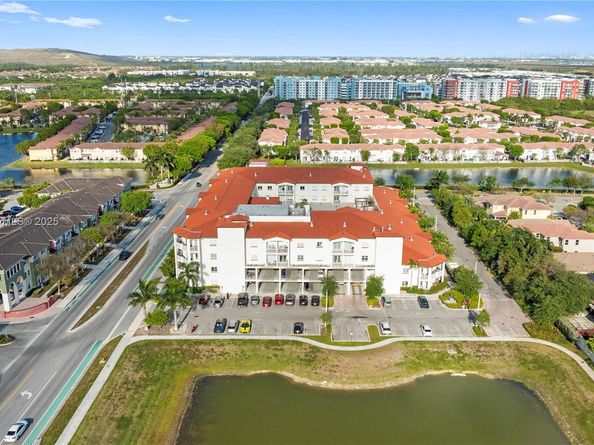 10950 NW 82nd St 415, Doral FL 33178
