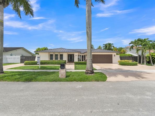 1900 SW 126th Ct, Miami FL 33175