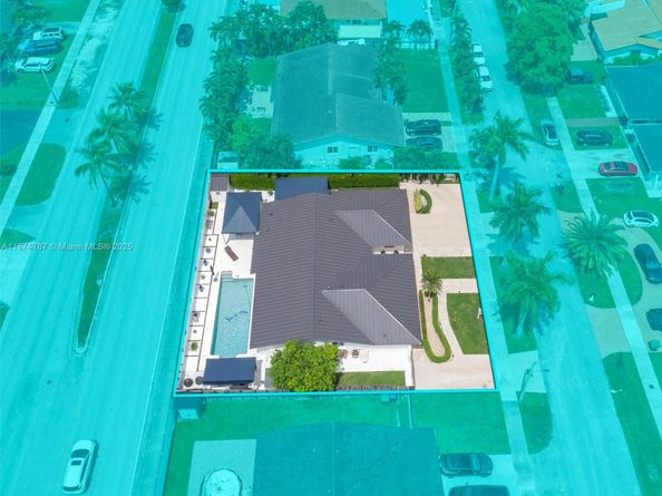 1900 SW 126th Ct, Miami FL 33175