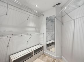 3530 Mystic Pointe Dr 1212, Aventura FL 33180