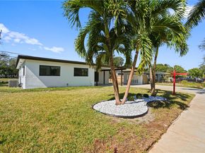 451 SW 38th Ter, Fort Lauderdale FL 33312