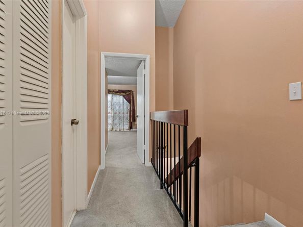 5525 W 26th Ct 202, Hialeah FL 33016