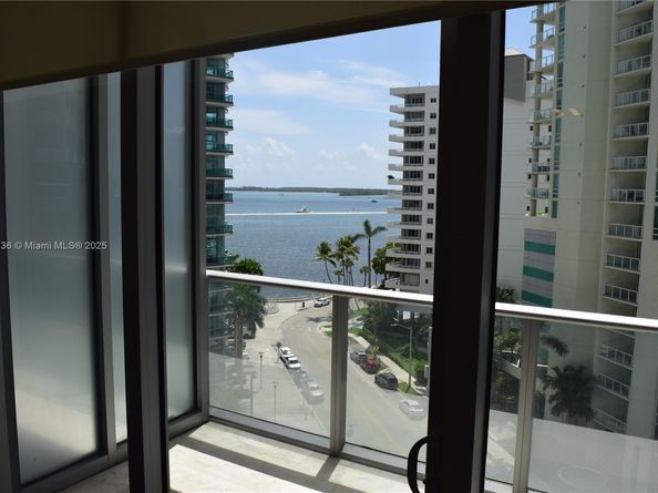 1300 Brickell Bay Dr 903, Miami FL 33131
