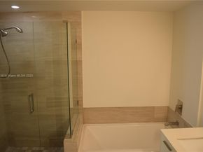 1300 Brickell Bay Dr 903, Miami FL 33131