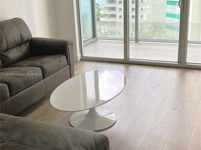1300 Brickell Bay Dr 903, Miami FL 33131