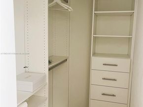 1300 Brickell Bay Dr 903, Miami FL 33131