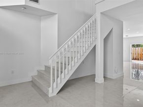 11244 NW 58th Ter, Doral FL 33178