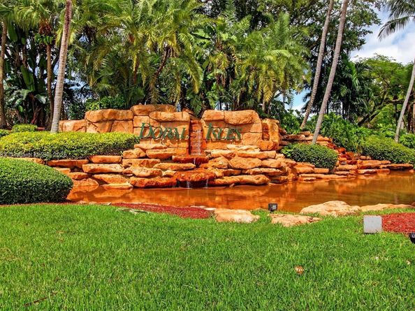 11244 NW 58th Ter, Doral FL 33178