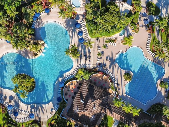 11244 NW 58th Ter, Doral FL 33178