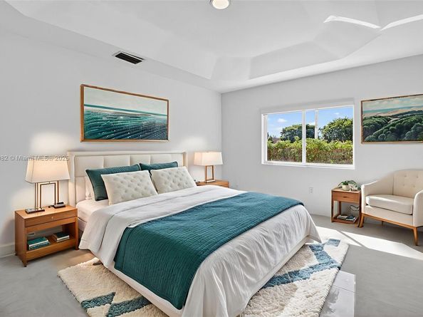 11244 NW 58th Ter, Doral FL 33178