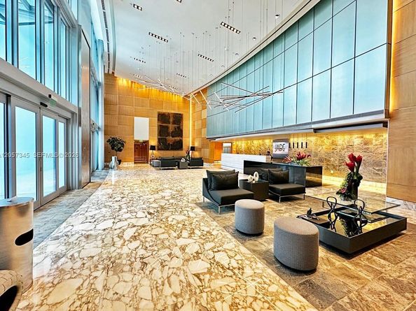 1331 Brickell Bay Dr 2801, Miami FL 33131
