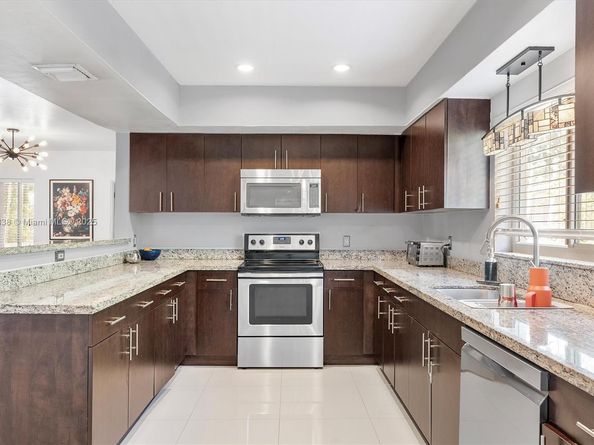 12660 Griffing Blvd, North Miami FL 33161