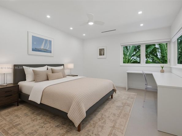 4144 Pinta Ct, Coral Gables FL 33146