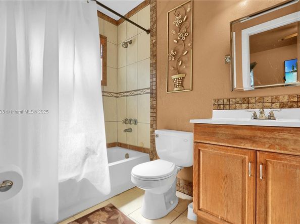 25300 SW 127th Ave, Homestead FL 33032