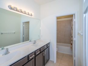 148 NE 24th Ave, Homestead FL 33033