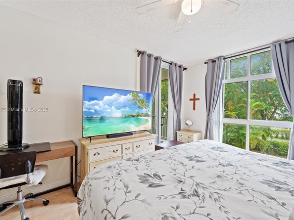 9805 NW 52nd St 216, Doral FL 33178