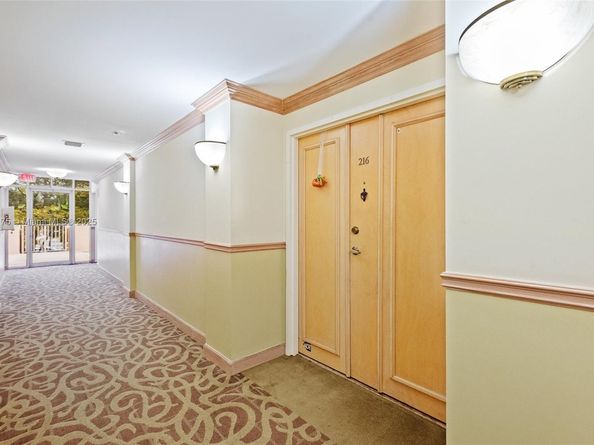 9805 NW 52nd St 216, Doral FL 33178