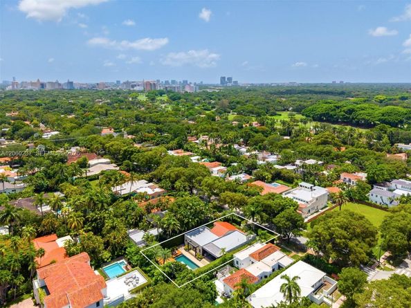 1253 Obispo Ave, Coral Gables FL 33134