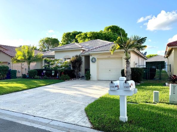 11431 SW 21st St, Miramar FL 33025
