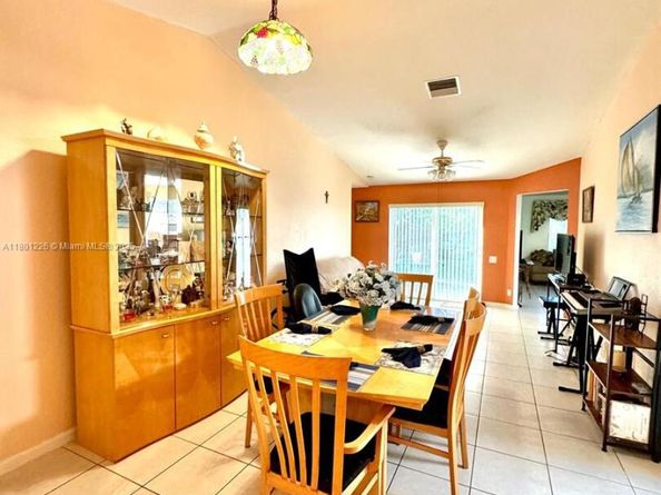 11431 SW 21st St, Miramar FL 33025