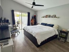 2411 NW 184th Ter, Pembroke Pines FL 33029