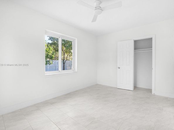 1121 SW 18th Ct, Fort Lauderdale FL 33315