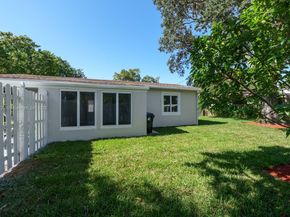 1121 SW 18th Ct, Fort Lauderdale FL 33315