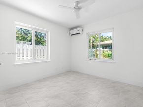 1121 SW 18th Ct, Fort Lauderdale FL 33315