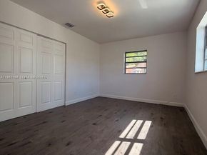 3021 NW 17th St, Fort Lauderdale FL 33311