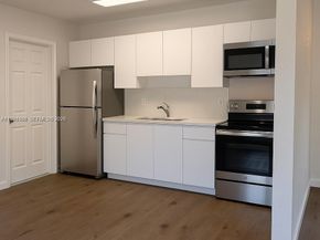 3021 NW 17th St, Fort Lauderdale FL 33311