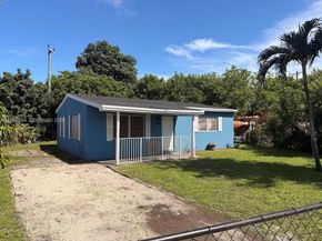 3021 NW 17th St, Fort Lauderdale FL 33311