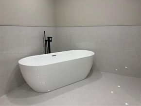 16733 Golfview Dr, Weston FL 33326