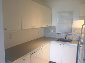 1701 Washington St 503, Hollywood FL 33020