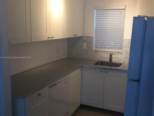 1701 Washington St 503, Hollywood FL 33020