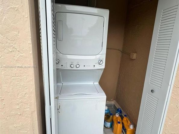 13330 SW 79th St, Miami FL 33183