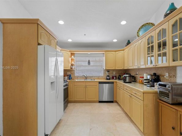 13330 SW 79th St, Miami FL 33183