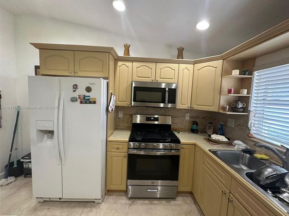 13330 SW 79th St, Miami FL 33183