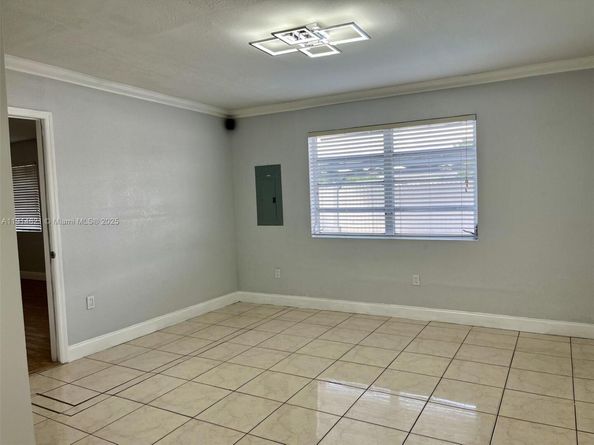 4010 SW 112th Ave, Miami FL 33165